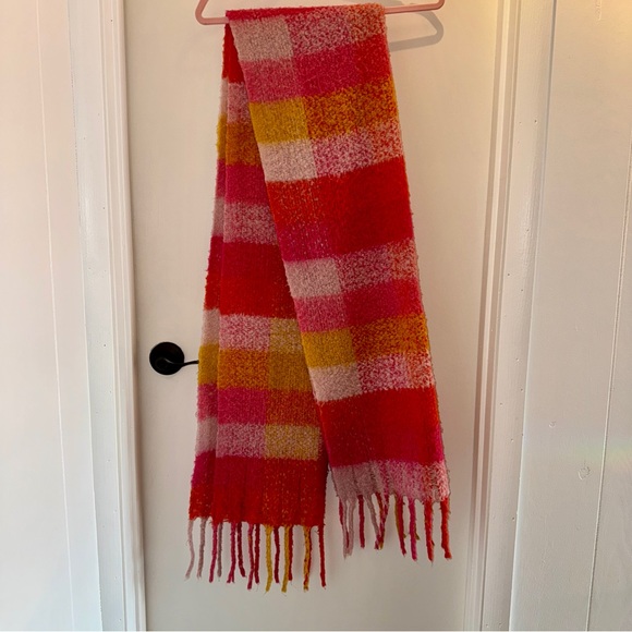 Anthropologie $58 Pink and Orange Scarf - Picture 6 of 10